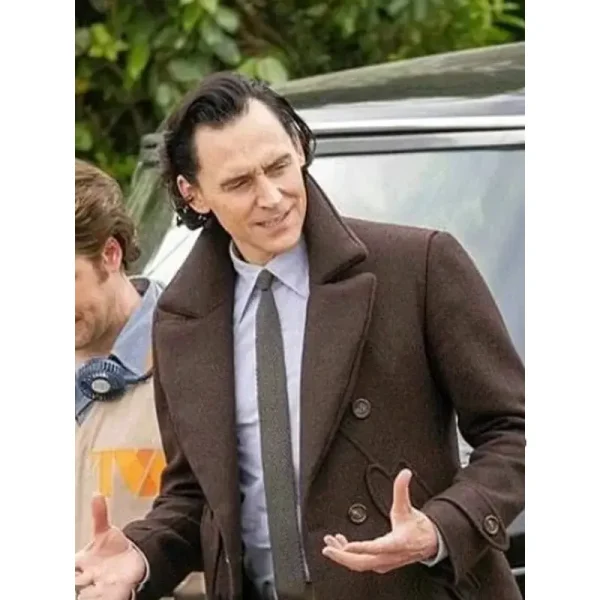 Loki S02 Tom Hiddleston Main Peacoat